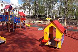 Детская и спортивная площадка в г. Кудымкаре. парк им. И.Я. Кривощекова.